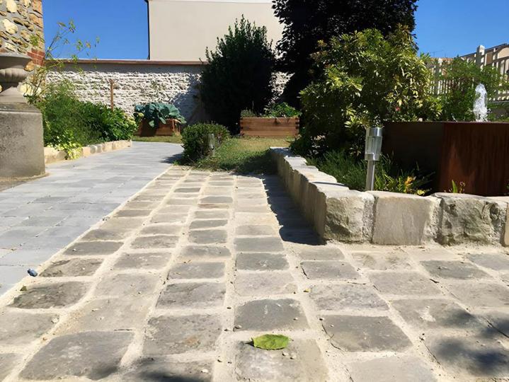 Travaux d’entretien de jardin Mennecy